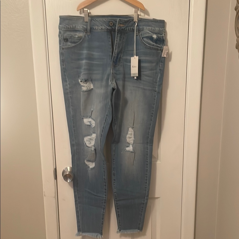 KanCan Blue Skinny Jeans - Distressed